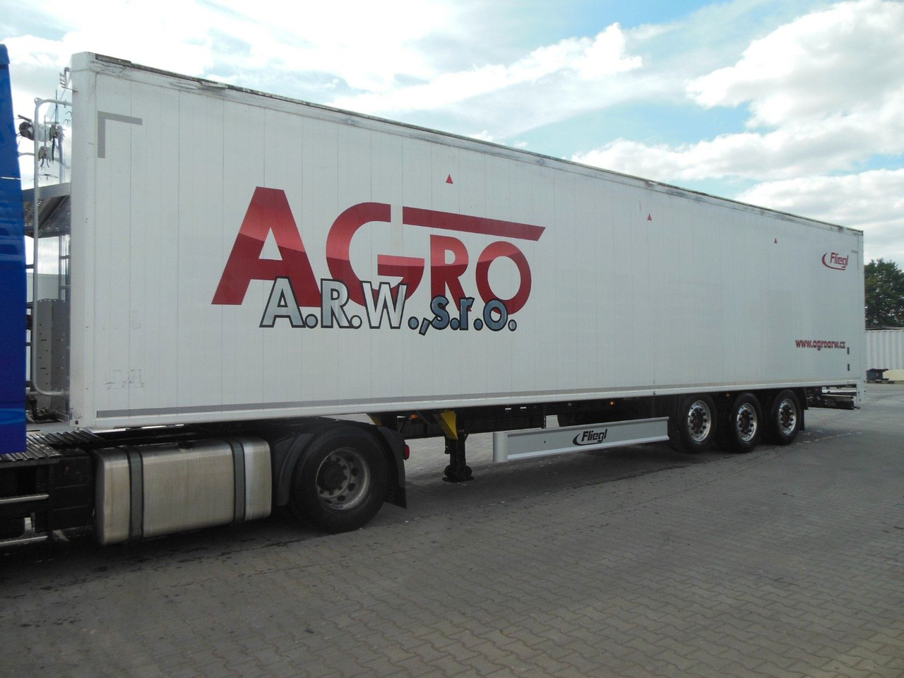 Fliegl SDS 390, 95m3, SAF, 2 STÜCK AM LAGER - Полуприцеп с подвижным полом: фото 2 Fliegl SDS 390, 95m3, SAF, 2 STÜCK AM LAGER - Полуприцеп с подвижным полом: фото 2