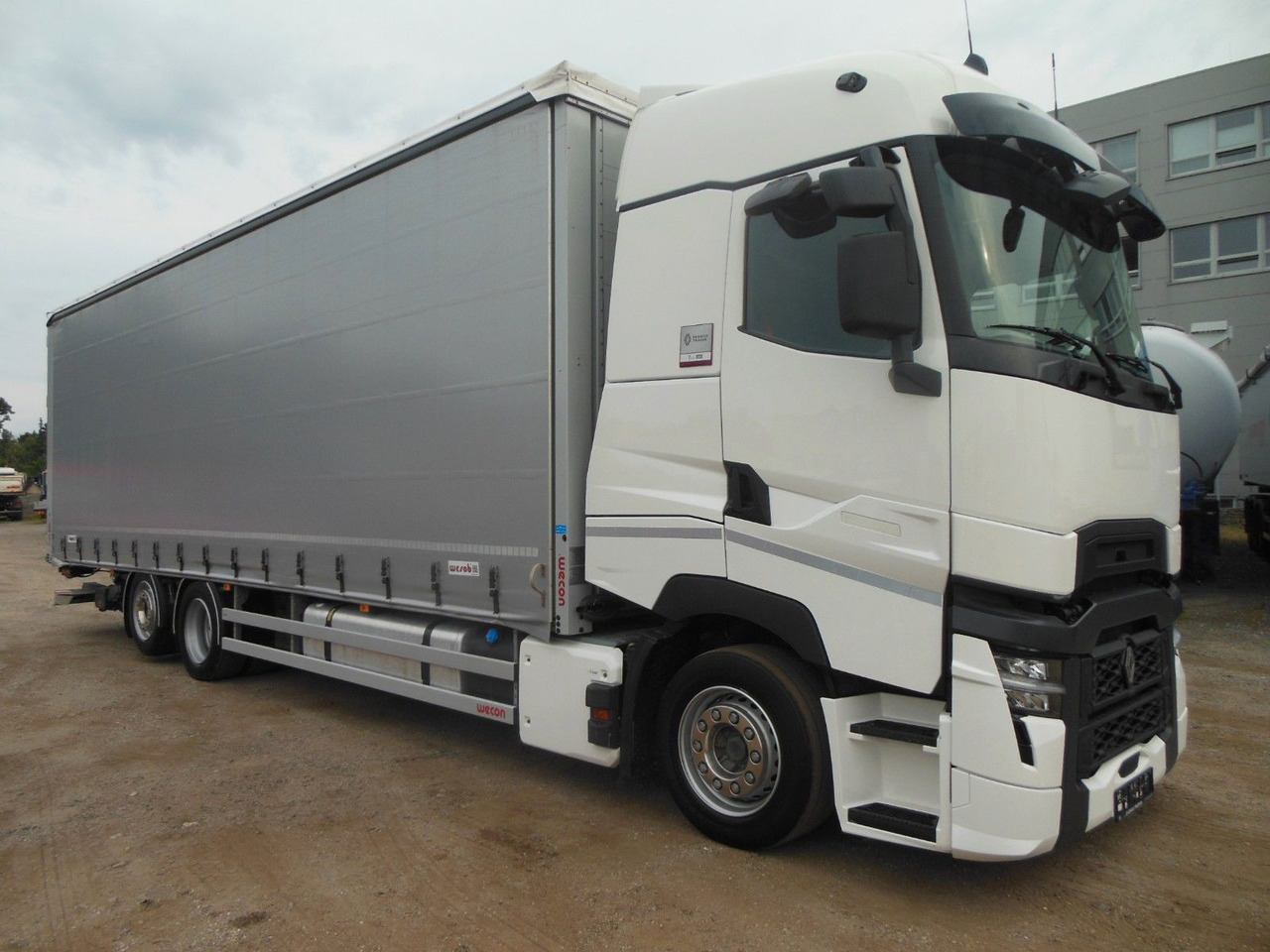 Renault T 440, 6X2, D-HOLLANDIA, 23 PALETTEN, WIE NEUE! - Тентованный грузовик: фото 2 Renault T 440, 6X2, D-HOLLANDIA, 23 PALETTEN, WIE NEUE! - Тентованный грузовик: фото 2
