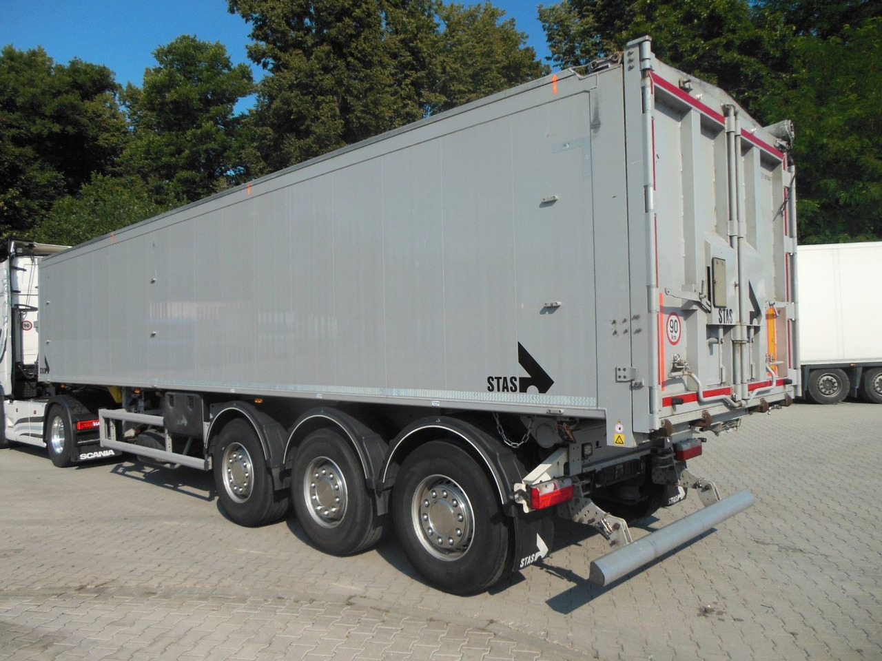 Stas S300CX, 49m3, ADR, 9 TONE ACHSEN,WIE NEUE-TOP!!! - Самосвальный полуприцеп: фото 1 Stas S300CX, 49m3, ADR, 9 TONE ACHSEN,WIE NEUE-TOP!!! - Самосвальный полуприцеп: фото 1