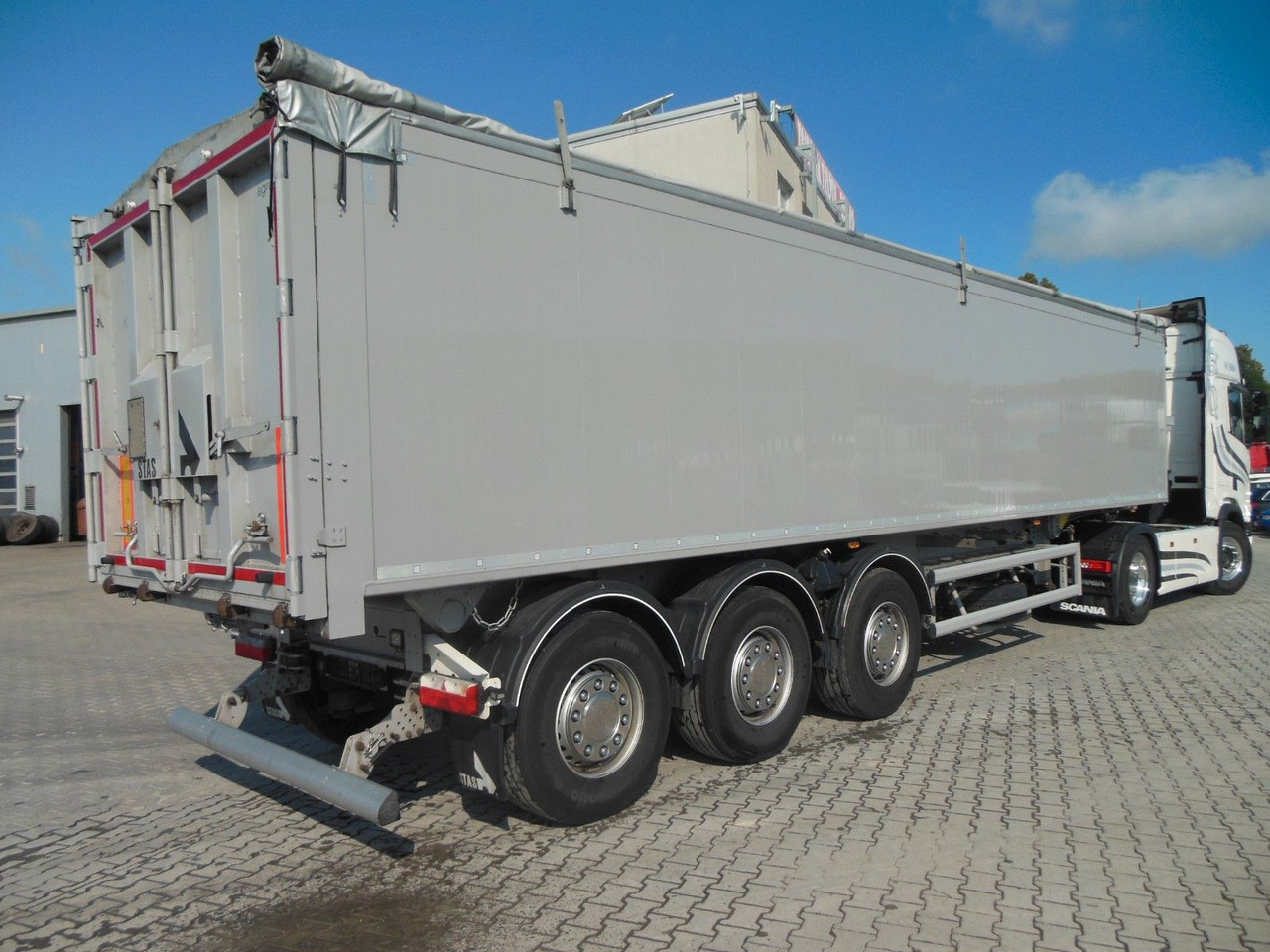 Stas S300CX, 49m3, ADR, 9 TONE ACHSEN,WIE NEUE-TOP!!! - Самосвальный полуприцеп: фото 4 Stas S300CX, 49m3, ADR, 9 TONE ACHSEN,WIE NEUE-TOP!!! - Самосвальный полуприцеп: фото 4