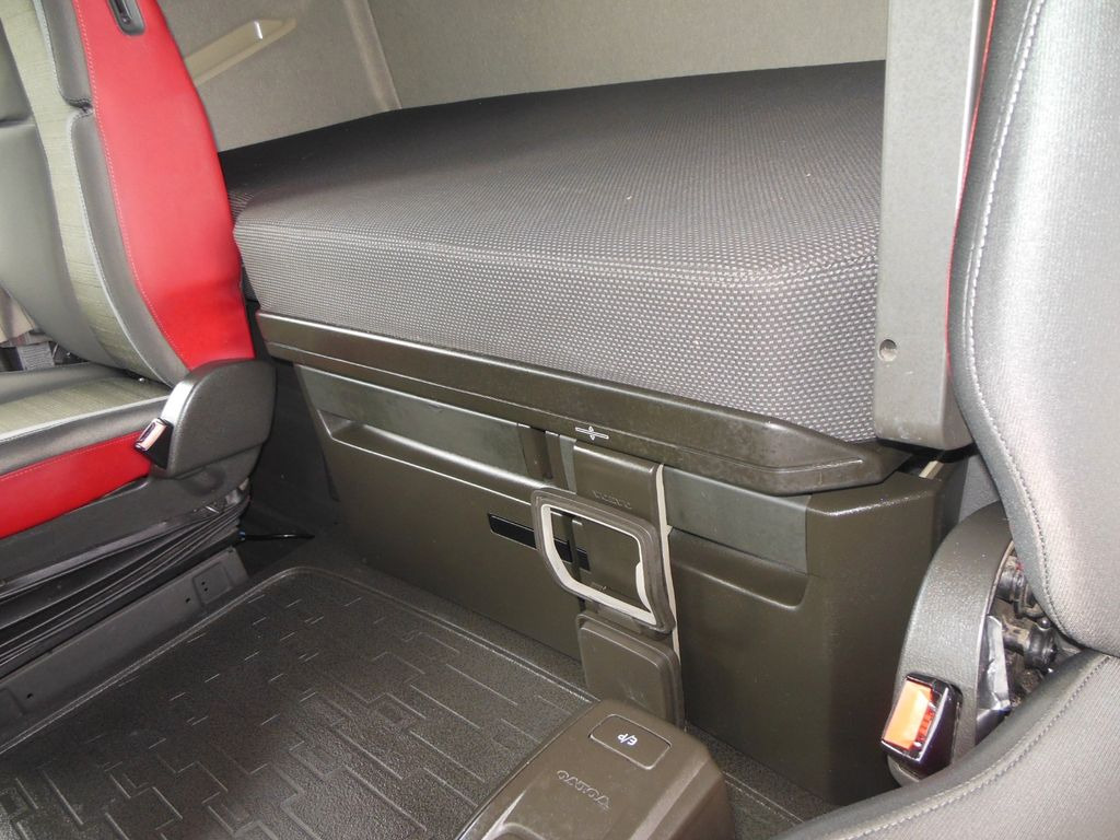 Тягач Volvo FH 13/460, GLOBE XL: фото 12