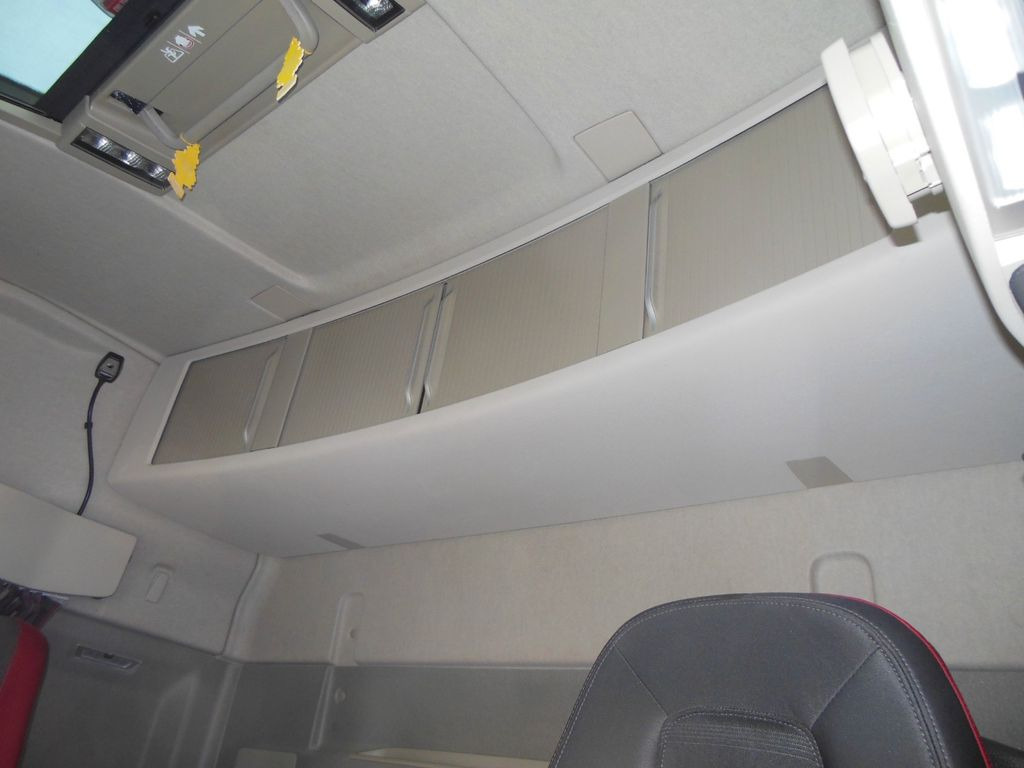 Тягач Volvo FH 13/460 TURBO COMPOUND,I-SAVE,I-PARK COOL,TOP Volvo FH 13/460 TURBO COMPOUND,I-SAVE,I-PARK COOL,TOP: фото 10