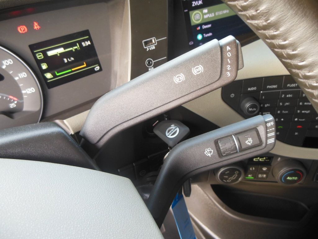 Тягач Volvo FH 13/460 TURBO COMPOUND,I-SAVE,I-PARK COOL,TOP Volvo FH 13/460 TURBO COMPOUND,I-SAVE,I-PARK COOL,TOP: фото 15