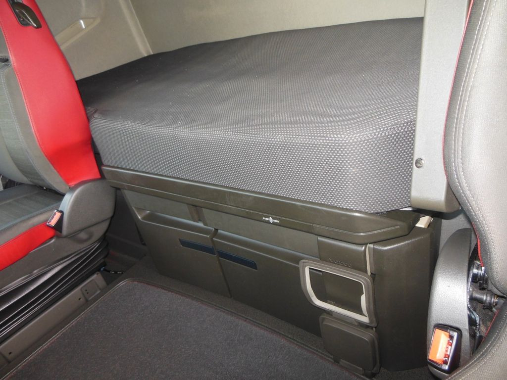 Тягач Volvo FH 13/460 TURBO COMPOUND,I-SAVE,I-PARK COOL,TOP Volvo FH 13/460 TURBO COMPOUND,I-SAVE,I-PARK COOL,TOP: фото 11