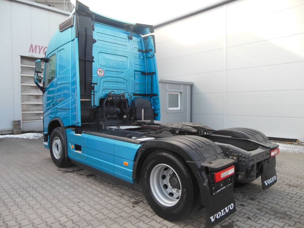 Volvo FH 13/540, KIPPHYDRAULIK, 3 STÜCKS!!! Volvo FH 13/540, KIPPHYDRAULIK - Тягач: фото 4 Volvo FH 13/540, KIPPHYDRAULIK, 3 STÜCKS!!! Volvo FH 13/540, KIPPHYDRAULIK - Тягач: фото 4