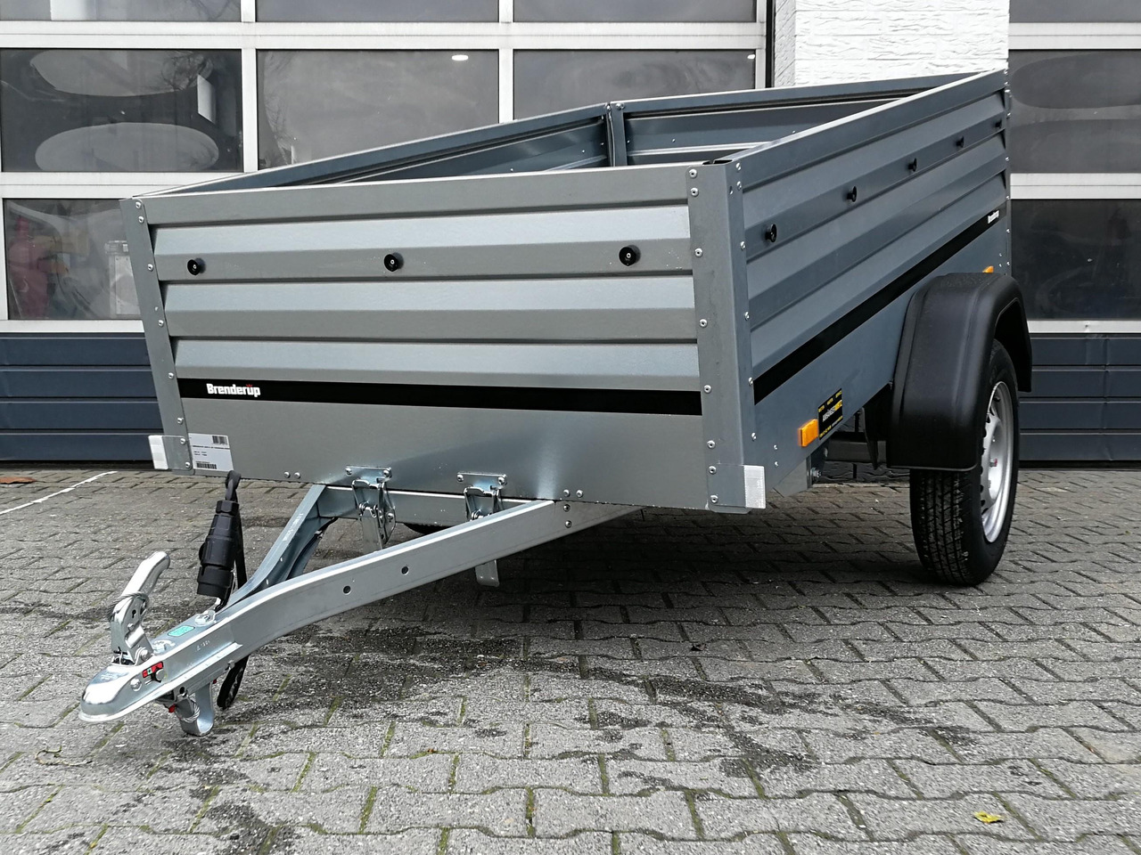Brenderup 1205 S XLUB 750 Klappdeichselanhänger 204x116x55cm hohe Bordwände 750kg Januar Aktion - Прицеп для легкового автомобиля: фото 5 Brenderup 1205 S XLUB 750 Klappdeichselanhänger 204x116x55cm hohe Bordwände 750kg Januar Aktion - Прицеп для легкового автомобиля: фото 5