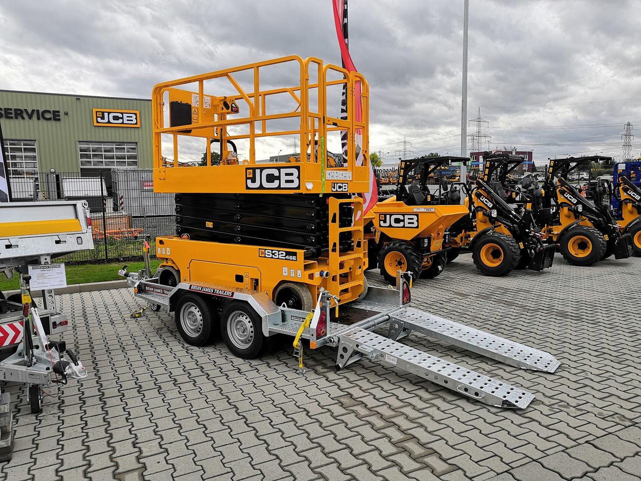 Brian James Digger Plant 543-2813-27 280x130cm Schaufelablage Rampen Reserverad 2700kg Aktion - Прицеп для спецтехники: фото 1 Brian James Digger Plant 543-2813-27 280x130cm Schaufelablage Rampen Reserverad 2700kg Aktion - Прицеп для спецтехники: фото 1