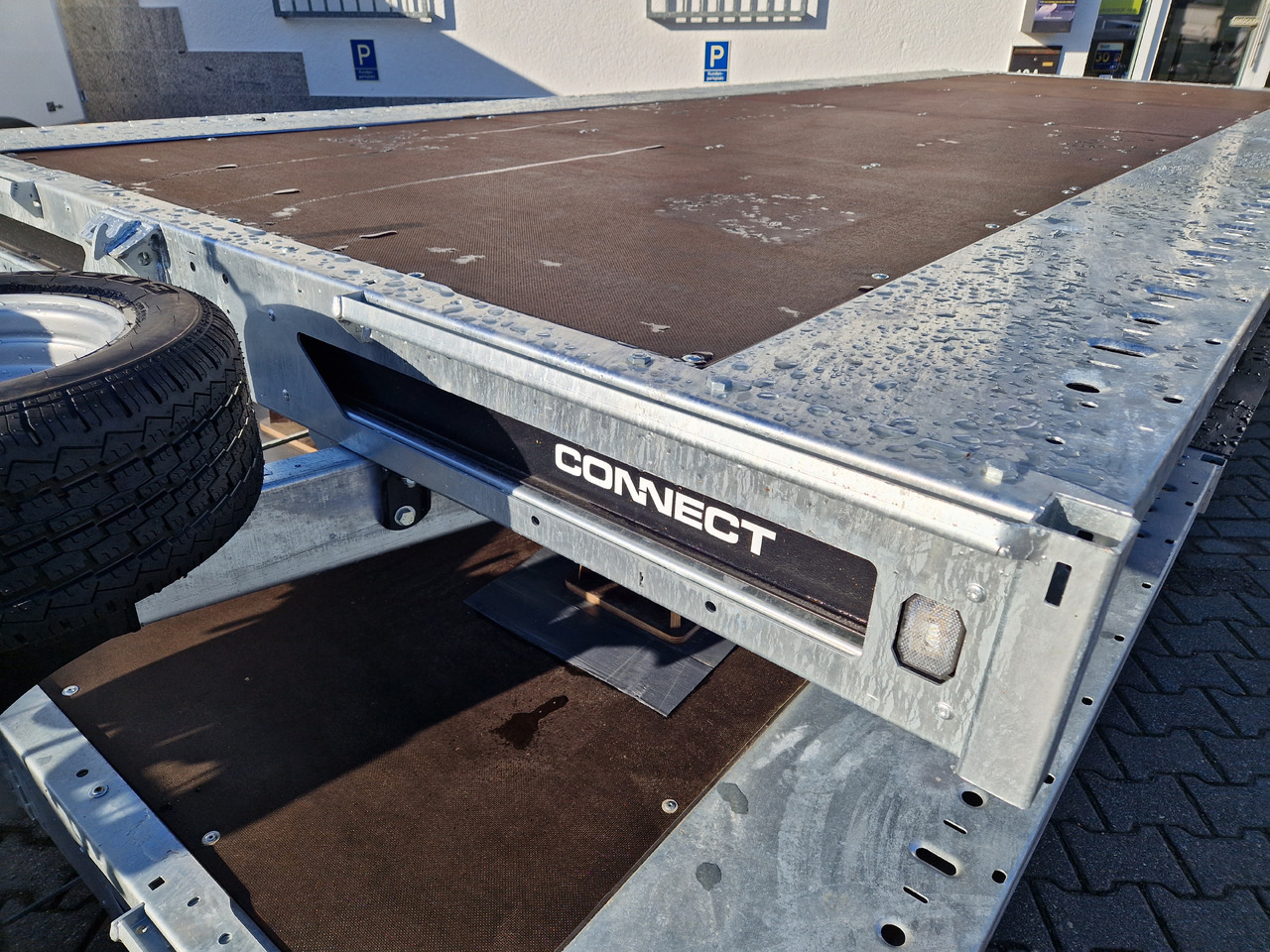 Brian James Trailer Connect 550x229cm blackline Plattform Tridem 10" 3500kg (XXL) - Прицеп бортовой/ Платформа: фото 4 Brian James Trailer Connect 550x229cm blackline Plattform Tridem 10" 3500kg (XXL) - Прицеп бортовой/ Платформа: фото 4