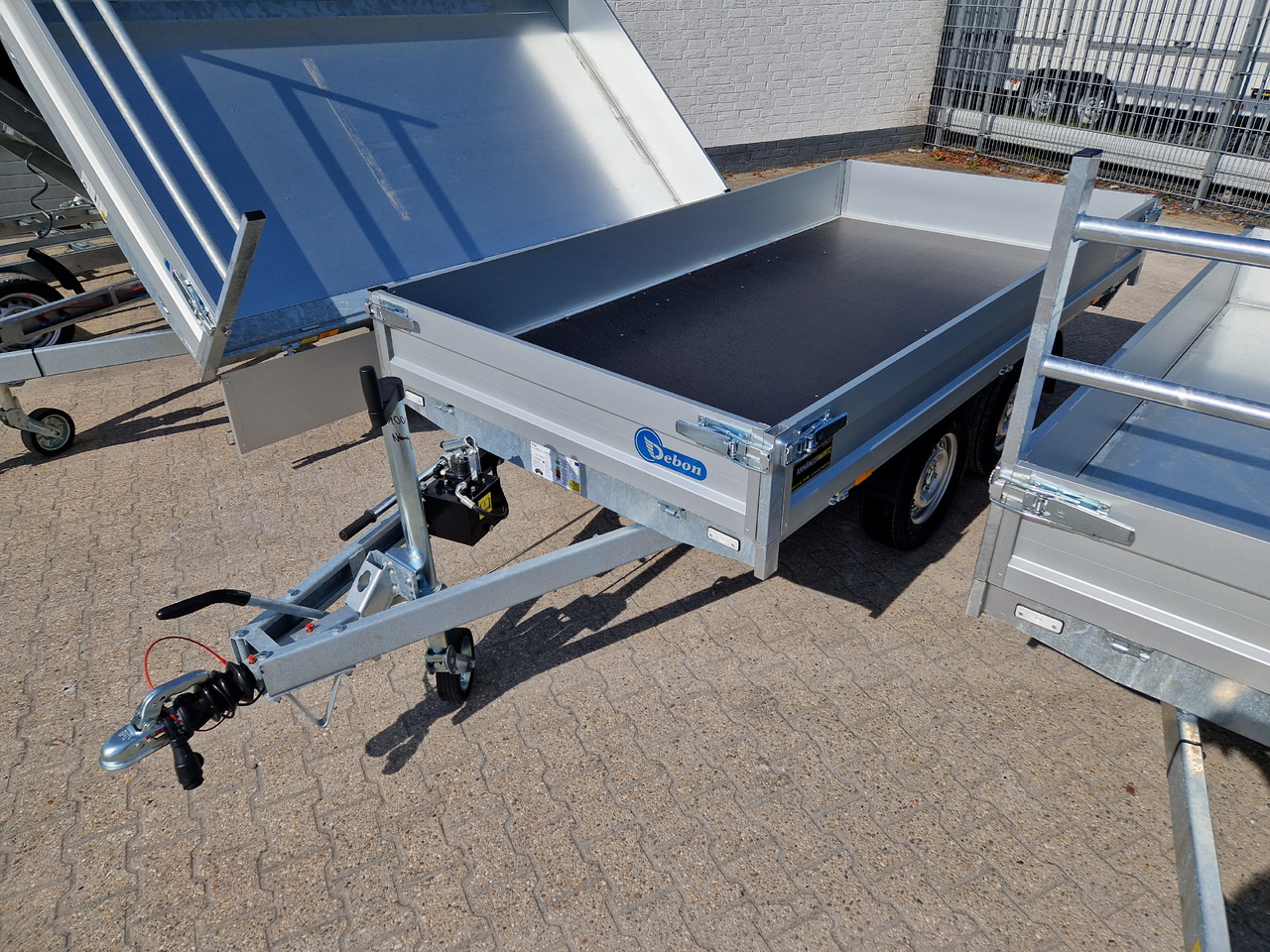 Cheval Liberte Debon Kipper PW 1.2 20 ECO 306x155x30cm 2000kg Modell 2024 - Самосвальный прицеп: фото 2 Cheval Liberte Debon Kipper PW 1.2 20 ECO 306x155x30cm 2000kg Modell 2024 - Самосвальный прицеп: фото 2