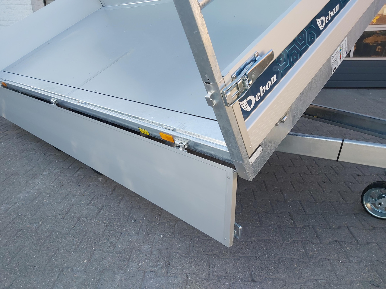 Cheval Liberte Kipper PW 3.6 Elektro Profi Rampen Stützen 360x180x35 3500kg Top Aktion - Самосвальный прицеп: фото 5 Cheval Liberte Kipper PW 3.6 Elektro Profi Rampen Stützen 360x180x35 3500kg Top Aktion - Самосвальный прицеп: фото 5