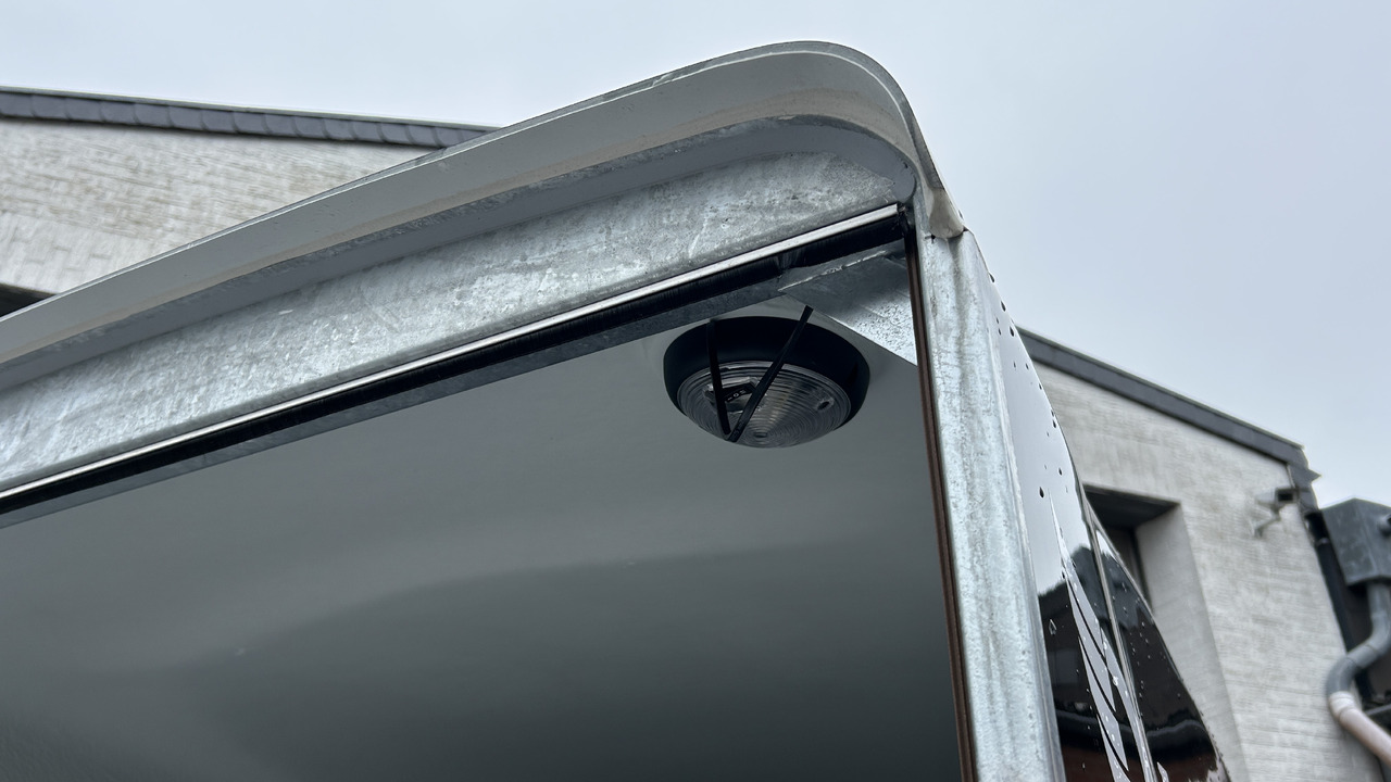 Debon Cargo 1300 300x152x168cm black Seitentür Alufelgen blackbeauty Pullman 1300kg 100km/H - Прицеп для легкового автомобиля: фото 4 Debon Cargo 1300 300x152x168cm black Seitentür Alufelgen blackbeauty Pullman 1300kg 100km/H - Прицеп для легкового автомобиля: фото 4