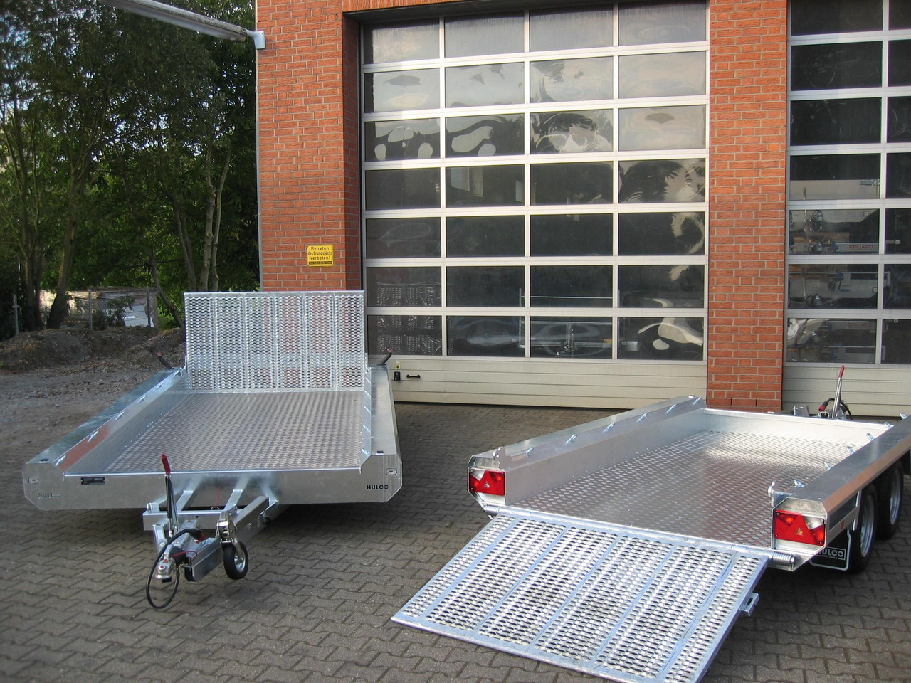 HULCO TERRAX Aluboden 294x150x27cm Heckrampe 100cm (M) 3000kg Abverkauf - Прицеп для спецтехники: фото 2 HULCO TERRAX Aluboden 294x150x27cm Heckrampe 100cm (M) 3000kg Abverkauf - Прицеп для спецтехники: фото 2