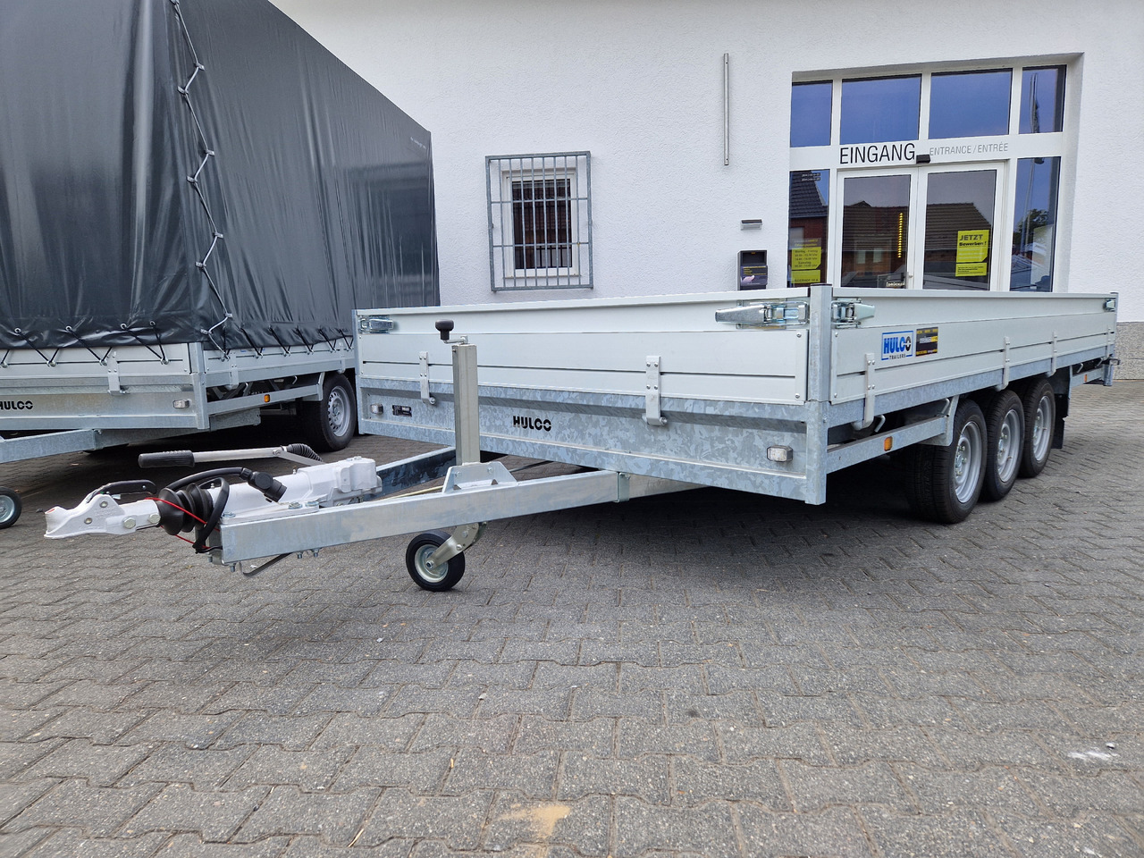 MEDAX - 3 3500 405x223x30cm Tridem 12" niedrig Fahrwerk (XL) 3500kg - Прицеп бортовой/ Платформа: фото 5 MEDAX - 3 3500 405x223x30cm Tridem 12" niedrig Fahrwerk (XL) 3500kg - Прицеп бортовой/ Платформа: фото 5