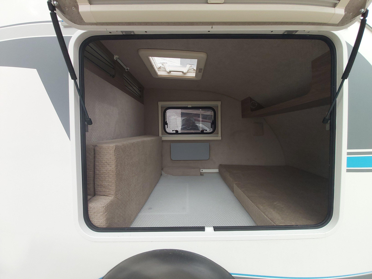 Прицеп дача Mini Camper Mini Tommy TMC25 Basic 252x140x121cm 100 km/H 750kg ungebremst Januar AKTION: фото 9