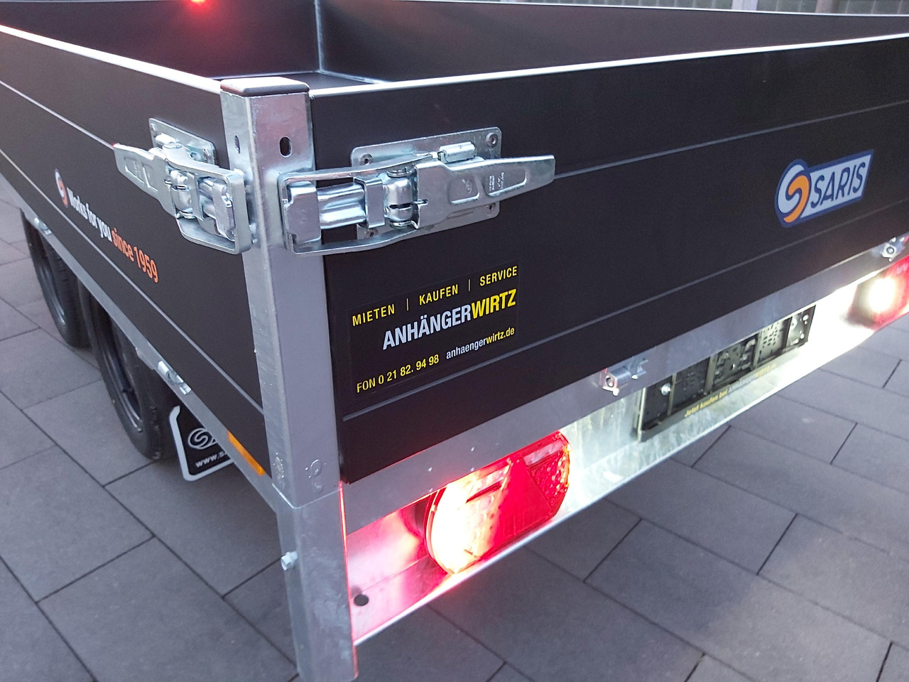Saris PL306 170 2700 2 306x170x30cm black Edition LED Beleuchtung H Gestell 13" (M) 2700kg в лизинг Saris PL306 170 2700 2 306x170x30cm black Edition LED Beleuchtung H Gestell 13" (M) 2700kg: фото 8
