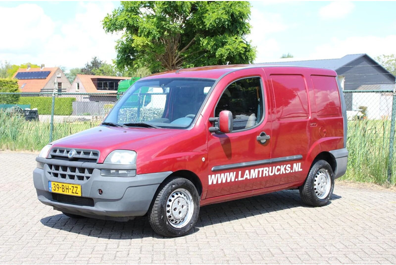Fiat Doblò Cargo 1.9 JTD SCHUIFDEUR - Цельнометаллический фургон: фото 1 Fiat Doblò Cargo 1.9 JTD SCHUIFDEUR - Цельнометаллический фургон: фото 1