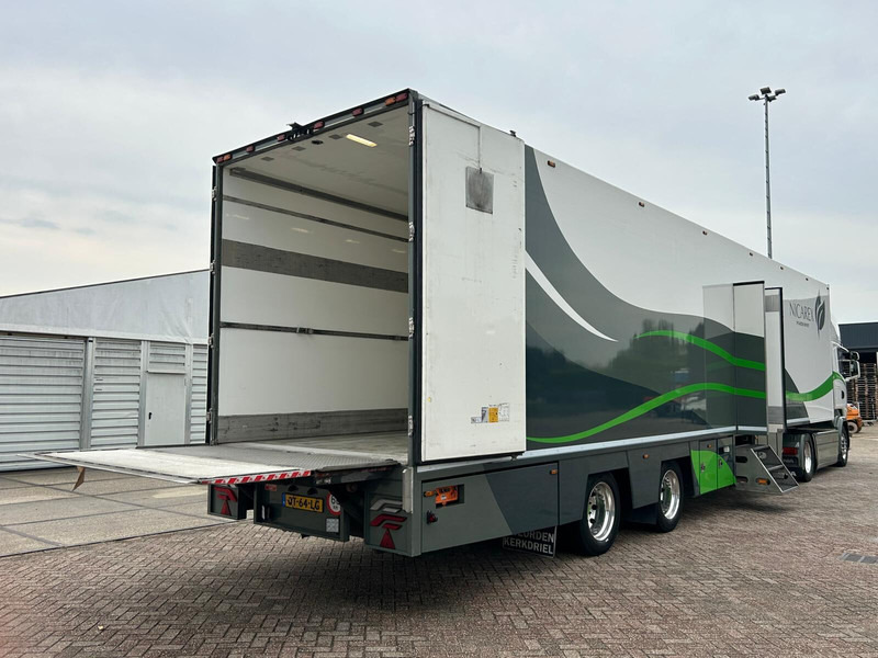 Тягач Scania R450: фото 7