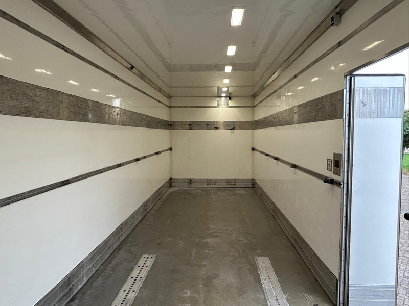 Тягач Scania R450: фото 13