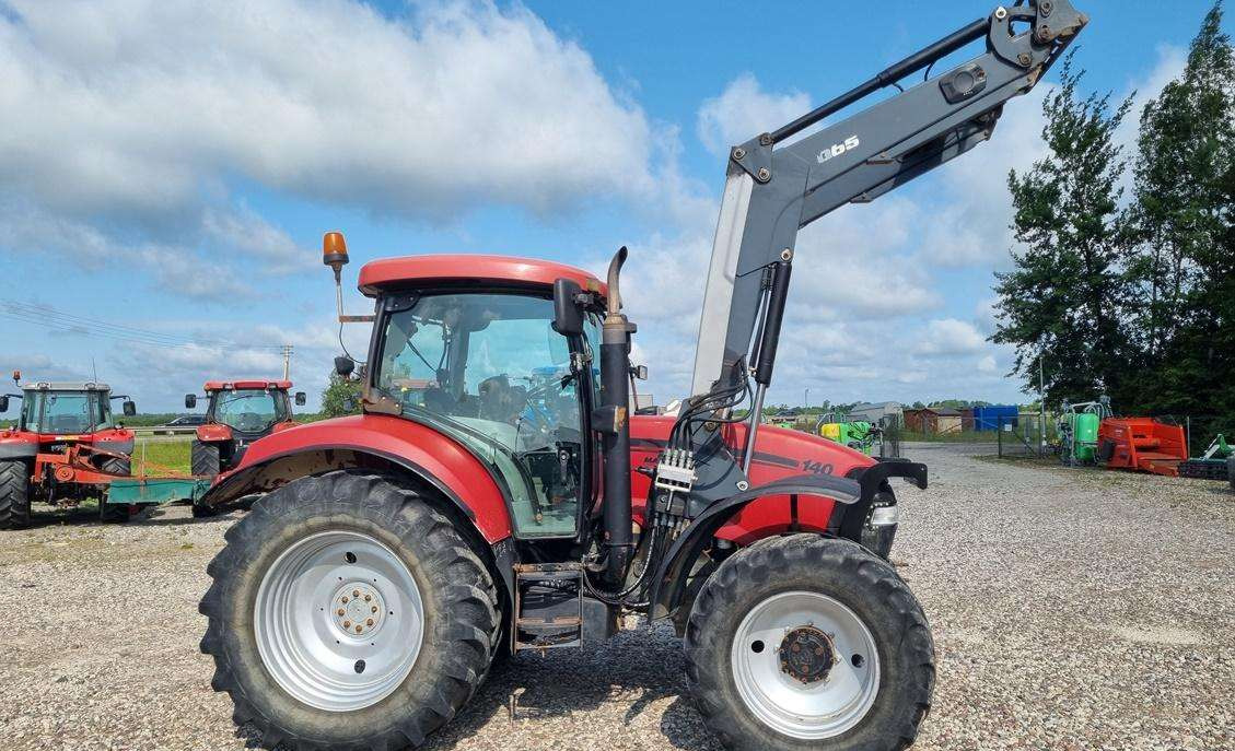 Case-IH 140 Maxxum - Трактор: фото 4 Case-IH 140 Maxxum - Трактор: фото 4