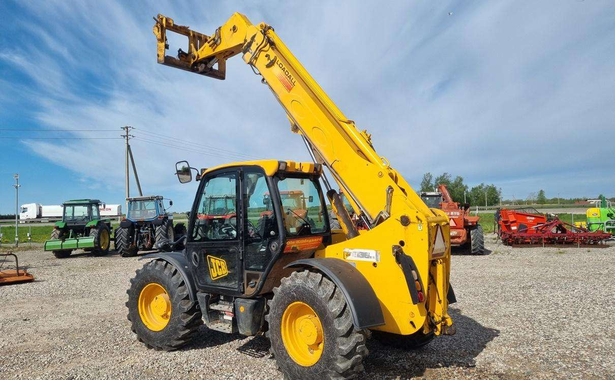 JCB 535-95 - Телескопический погрузчик: фото 3 JCB 535-95 - Телескопический погрузчик: фото 3