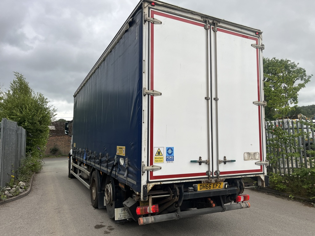 Mercedes Actros 2532 6x2 Curtaij side - Тентованный грузовик: фото 3 Mercedes Actros 2532 6x2 Curtaij side - Тентованный грузовик: фото 3