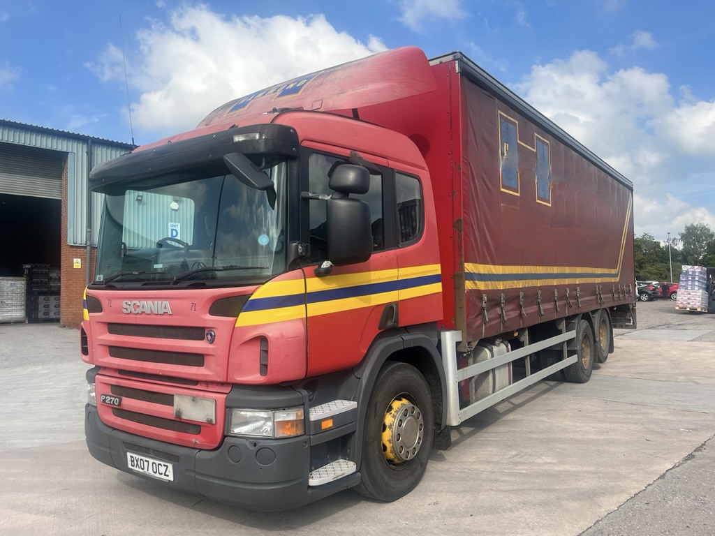 Scania P270 6x2 Curtain side. - Тентованный грузовик: фото 1 Scania P270 6x2 Curtain side. - Тентованный грузовик: фото 1