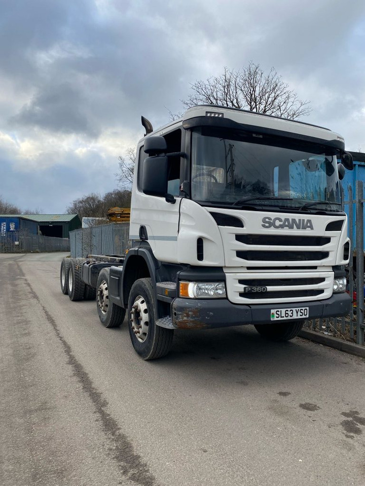 Грузовик-шасси Scania P360 8x4 Chassis Cab: фото 1