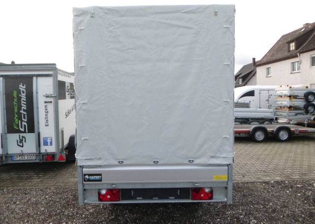 Hapert Azure H-2 Hochlader 3050 x 1600 x 300 mm, mit Plane 180 cm grau ZG 2,0 to. - Прицеп для легкового автомобиля: фото 4 Hapert Azure H-2 Hochlader 3050 x 1600 x 300 mm, mit Plane 180 cm grau ZG 2,0 to. - Прицеп для легкового автомобиля: фото 4