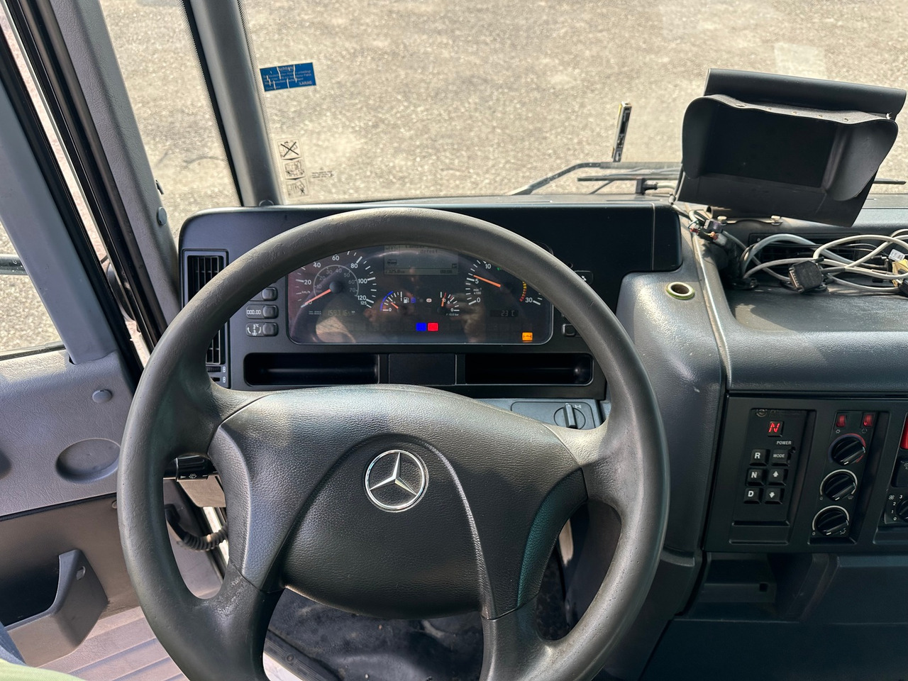 MERCEDES-BENZ econic 26.33 6x2 - Коммунальная/ Специальная техника, Грузовик: фото 3 MERCEDES-BENZ econic 26.33 6x2 - Коммунальная/ Специальная техника, Грузовик: фото 3