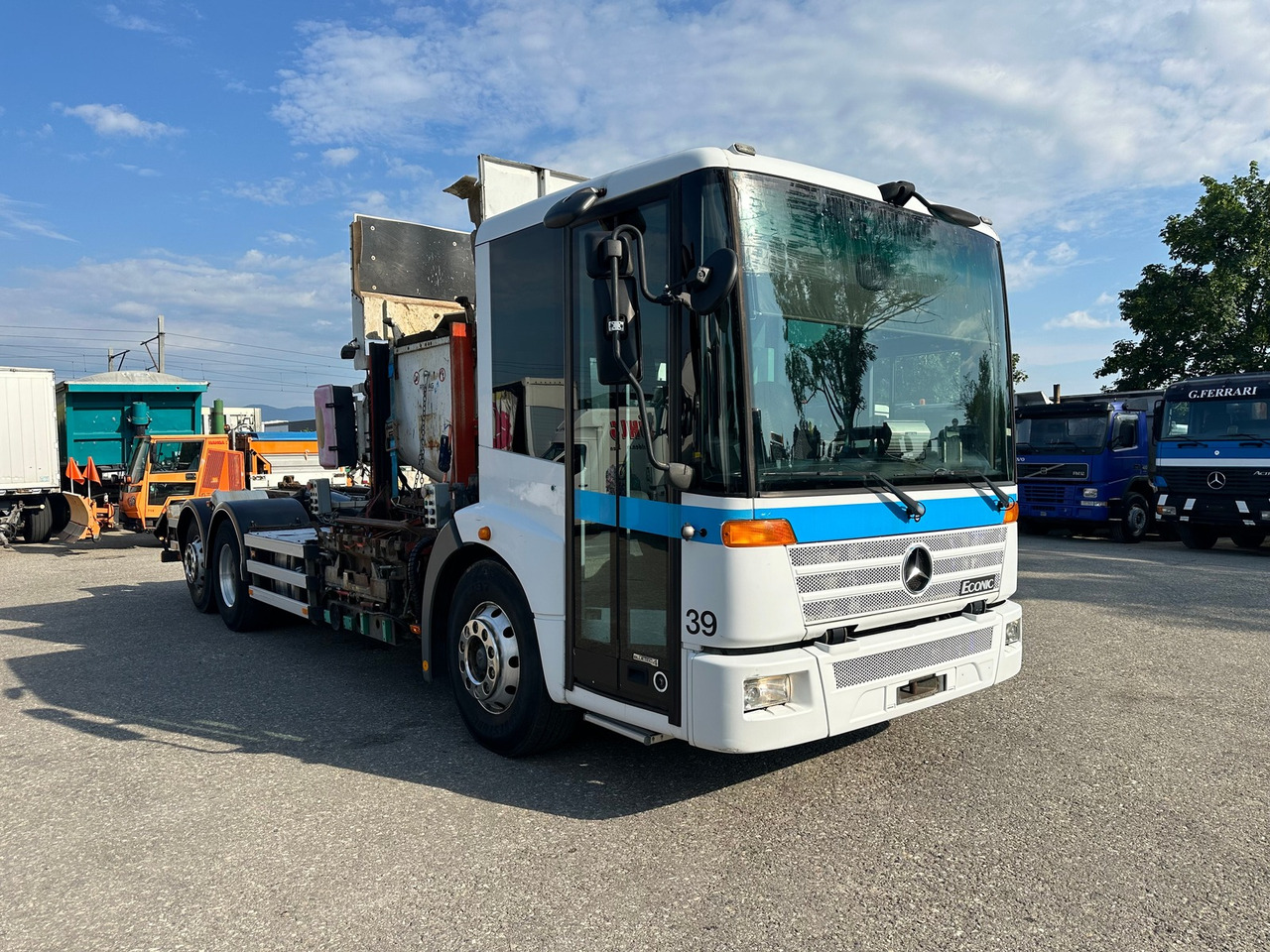 MERCEDES-BENZ econic 26.33 6x2 - Коммунальная/ Специальная техника, Грузовик: фото 2 MERCEDES-BENZ econic 26.33 6x2 - Коммунальная/ Специальная техника, Грузовик: фото 2