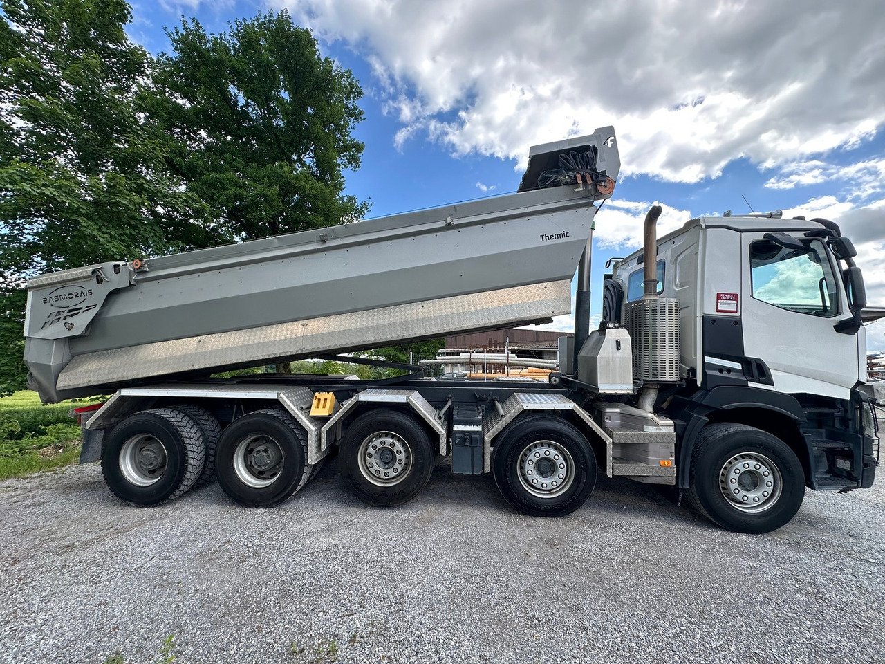 RENAULT / RENAULT TRUCKS C520 10x4 Thermo-Kipper - Самосвал: фото 4 RENAULT / RENAULT TRUCKS C520 10x4 Thermo-Kipper - Самосвал: фото 4