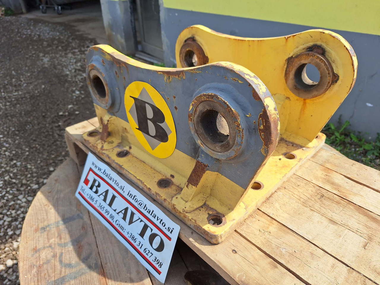 Attachment plate - Сцепное устройство для Строительной техники: фото 3 Attachment plate - Сцепное устройство для Строительной техники: фото 3