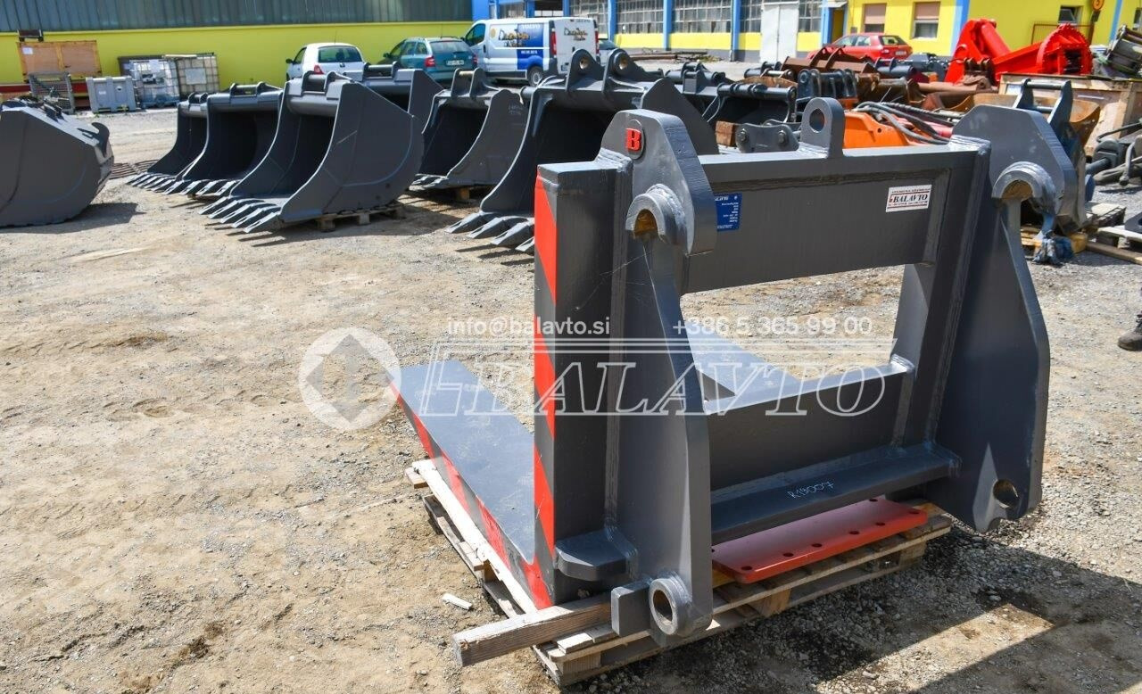 Balavto Block handling forks for Volvo L220 and L180 - Вилы: фото 5 Balavto Block handling forks for Volvo L220 and L180 - Вилы: фото 5