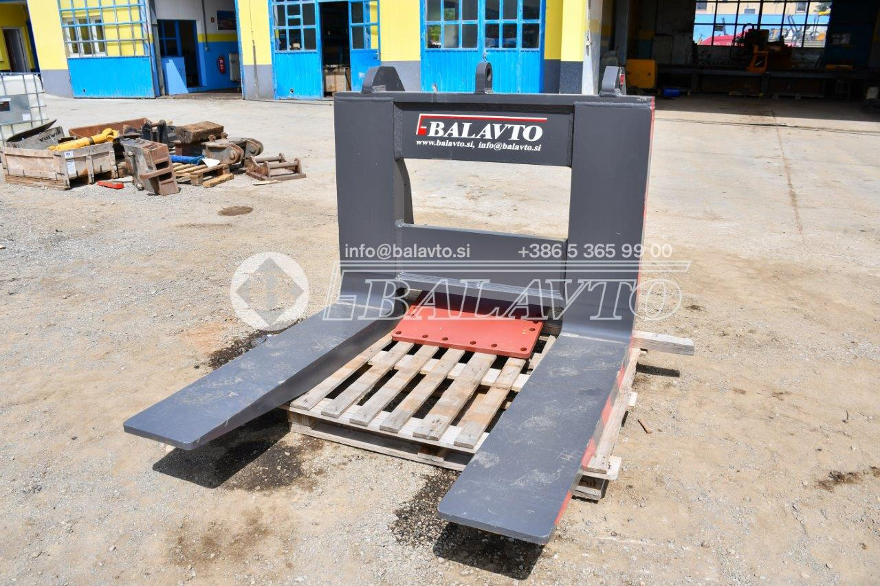 Balavto Block handling forks for Volvo L220 and L180 - Вилы для Погрузчиков: фото 2 Balavto Block handling forks for Volvo L220 and L180 - Вилы для Погрузчиков: фото 2