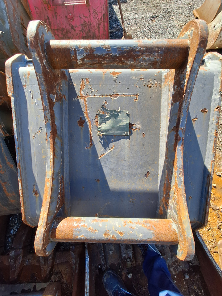 Balavto digging bucket 1000 mm Volvo S60 - Ковш для экскаватора: фото 3 Balavto digging bucket 1000 mm Volvo S60 - Ковш для экскаватора: фото 3