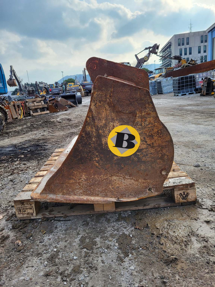Ditch cleaning bucket 1700 mm Martin - Ковш для экскаватора: фото 2 Ditch cleaning bucket 1700 mm Martin - Ковш для экскаватора: фото 2