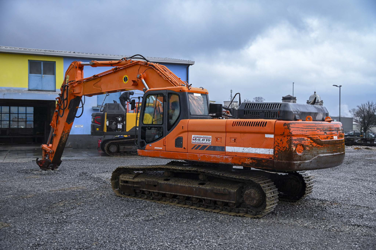 Doosan DX340LC - Гусеничный экскаватор: фото 4 Doosan DX340LC - Гусеничный экскаватор: фото 4