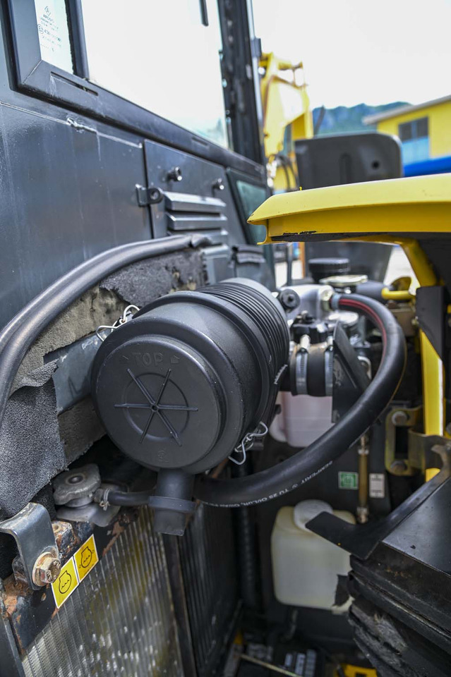 Мини-экскаватор Komatsu PC35MR-2: фото 37