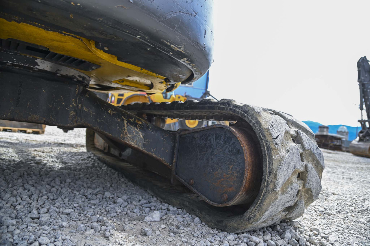 Мини-экскаватор Komatsu PC35MR-2: фото 22