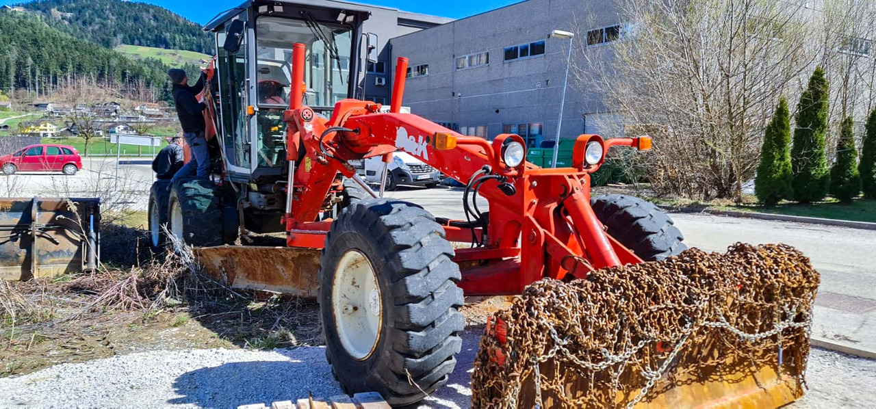 O&K F156.6 - Грейдер: фото 5 O&K F156.6 - Грейдер: фото 5