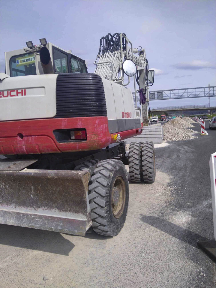 Колёсный экскаватор Takeuchi TB1160W: фото 7