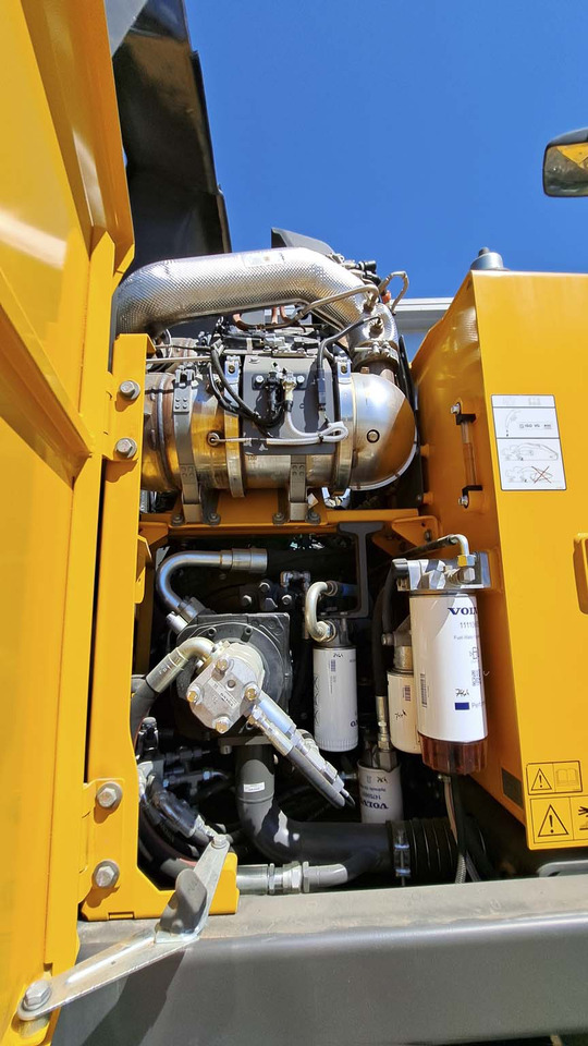 Колёсный экскаватор VOLVO EWR150E: фото 13 Колёсный экскаватор VOLVO EWR150E: фото 13