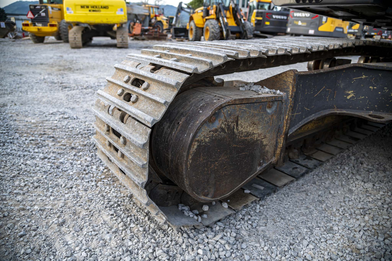 Гусеничный экскаватор Volvo EC210CNL: фото 22