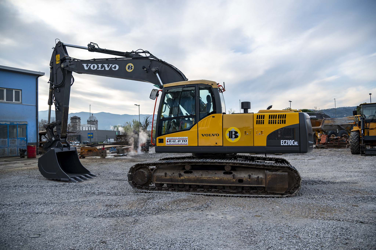 Volvo EC210CNL - Гусеничный экскаватор: фото 3 Volvo EC210CNL - Гусеничный экскаватор: фото 3