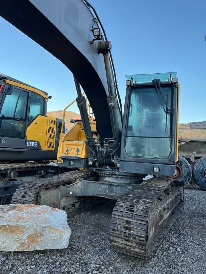 Volvo EC220ENH - Гусеничный экскаватор: фото 4 Volvo EC220ENH - Гусеничный экскаватор: фото 4
