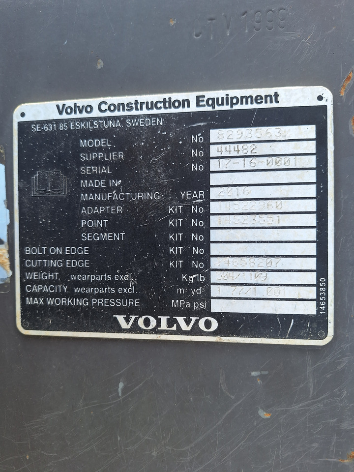 Volvo digging bucket 1100 mm - Ковш для экскаватора: фото 2 Volvo digging bucket 1100 mm - Ковш для экскаватора: фото 2