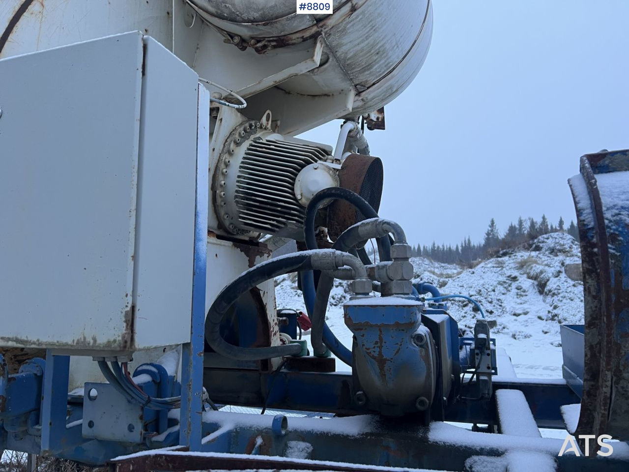 Concrete rotator 6 m3 with Laxo attachment - Барабан смесительный: фото 4 Concrete rotator 6 m3 with Laxo attachment - Барабан смесительный: фото 4