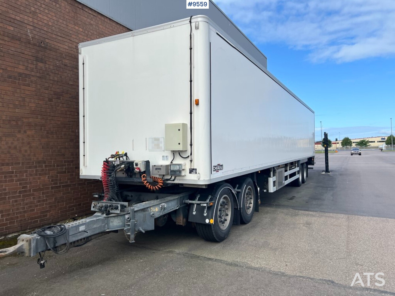 Container trailer Chereau CSD2 with Dolly - Прицеп-фургон: фото 2 Container trailer Chereau CSD2 with Dolly - Прицеп-фургон: фото 2