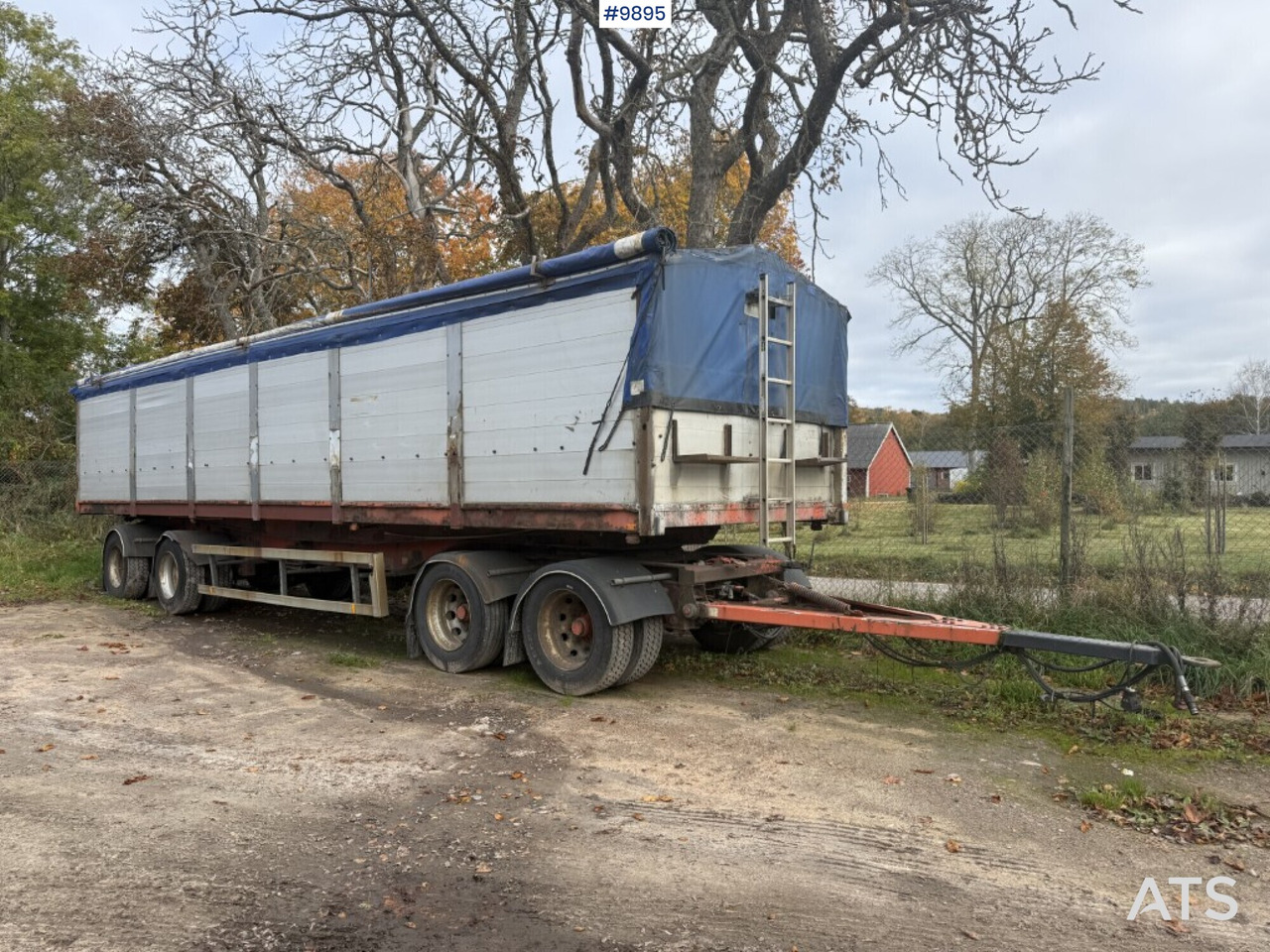 Grain trailer Briab SBLB4TB-36-110 - Другая техника: фото 1 Grain trailer Briab SBLB4TB-36-110 - Другая техника: фото 1