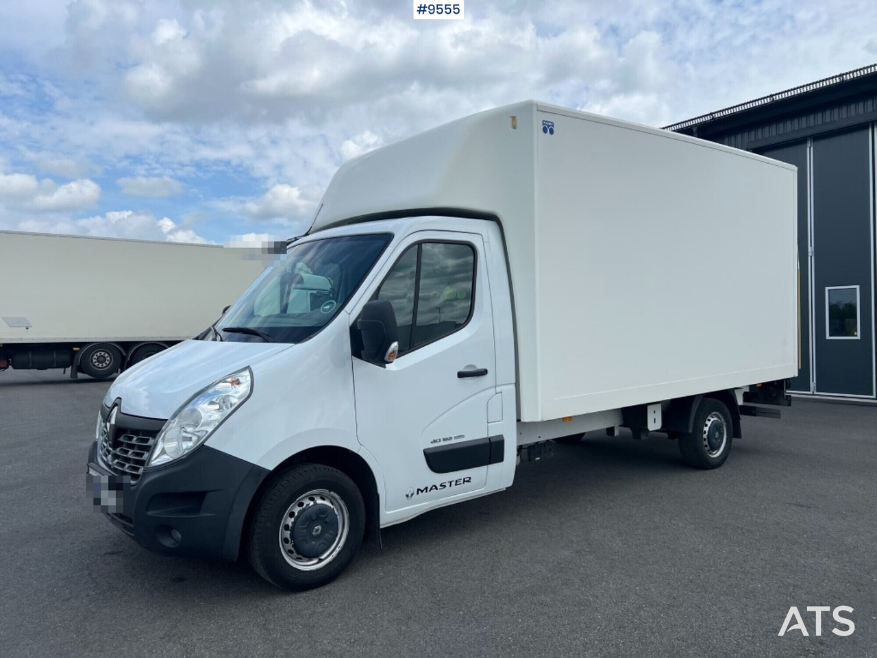 Renault Master with tail lift - Фургон с закрытым кузовом: фото 1 Renault Master with tail lift - Фургон с закрытым кузовом: фото 1